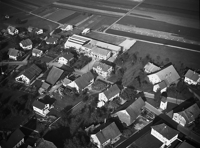 /_SYS_gallery/DasDorf/Luftaufnahmen/1960_06.jpg