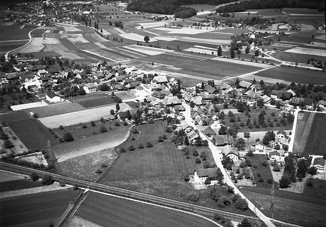 /_SYS_gallery/DasDorf/Luftaufnahmen/1960_09.jpg