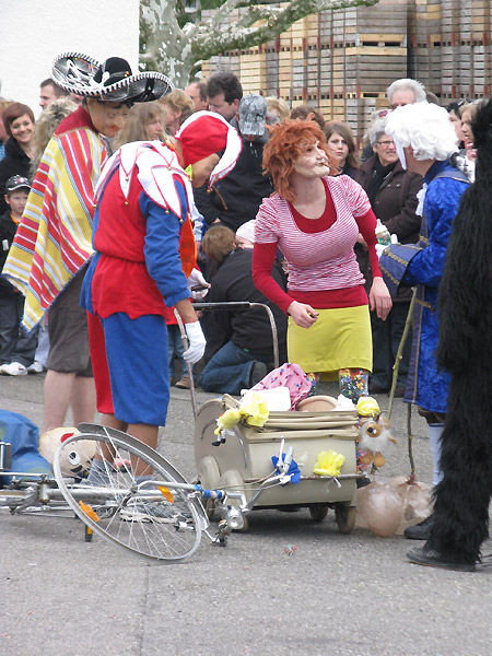 /_SYS_gallery/Freizeit/Kultur/Brauchtum/Eieraufleset2010/IMG_2108.jpg