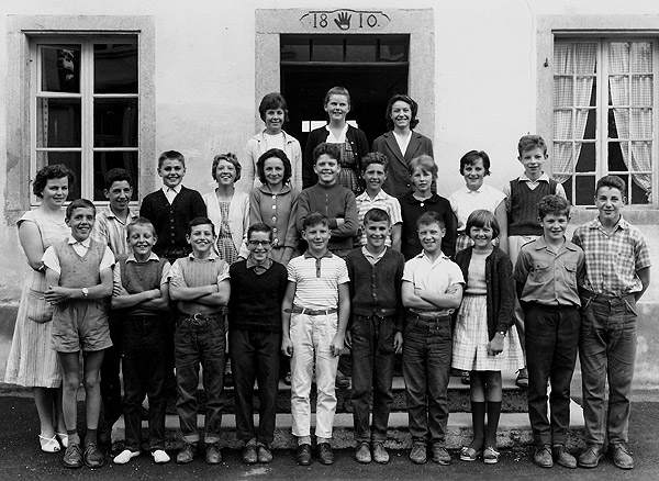 /_SYS_gallery/Schule/Schule/Klassenfotos/1963-Oberstufe-6-8-KLassen-6-8-JG-51_50_49_48-Lehrerin-A_Zobrist.jpg /_SYS_gallery/Schule/Schule/Klassenfotos/1963-Oberstufe-6-8-KLassen-6-8-JG-51_50_49_48-Lehrerin-A_Zobrist.jpg