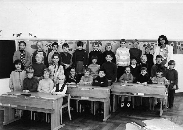 /_SYS_gallery/Schule/Schule/Klassenfotos/1970_71W.jpg /_SYS_gallery/Schule/Schule/Klassenfotos/1970_71W.jpg