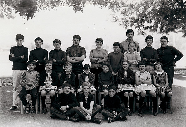 /_SYS_gallery/Schule/Schule/Klassenfotos/Gem-Klassen-Unter-Oberstufe-JG-54_55_56-58_59-Lehrer-H-Widin.jpg /_SYS_gallery/Schule/Schule/Klassenfotos/Gem-Klassen-Unter-Oberstufe-JG-54_55_56-58_59-Lehrer-H-Widin.jpg