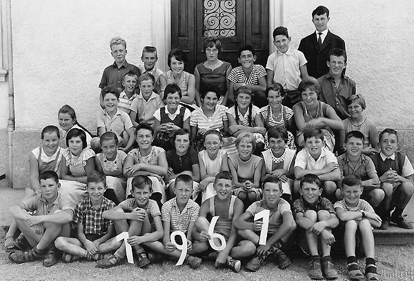 /_SYS_gallery/Schule/Schule/Klassenfotos/Klassenfoto-1961.jpg /_SYS_gallery/Schule/Schule/Klassenfotos/Klassenfoto-1961.jpg